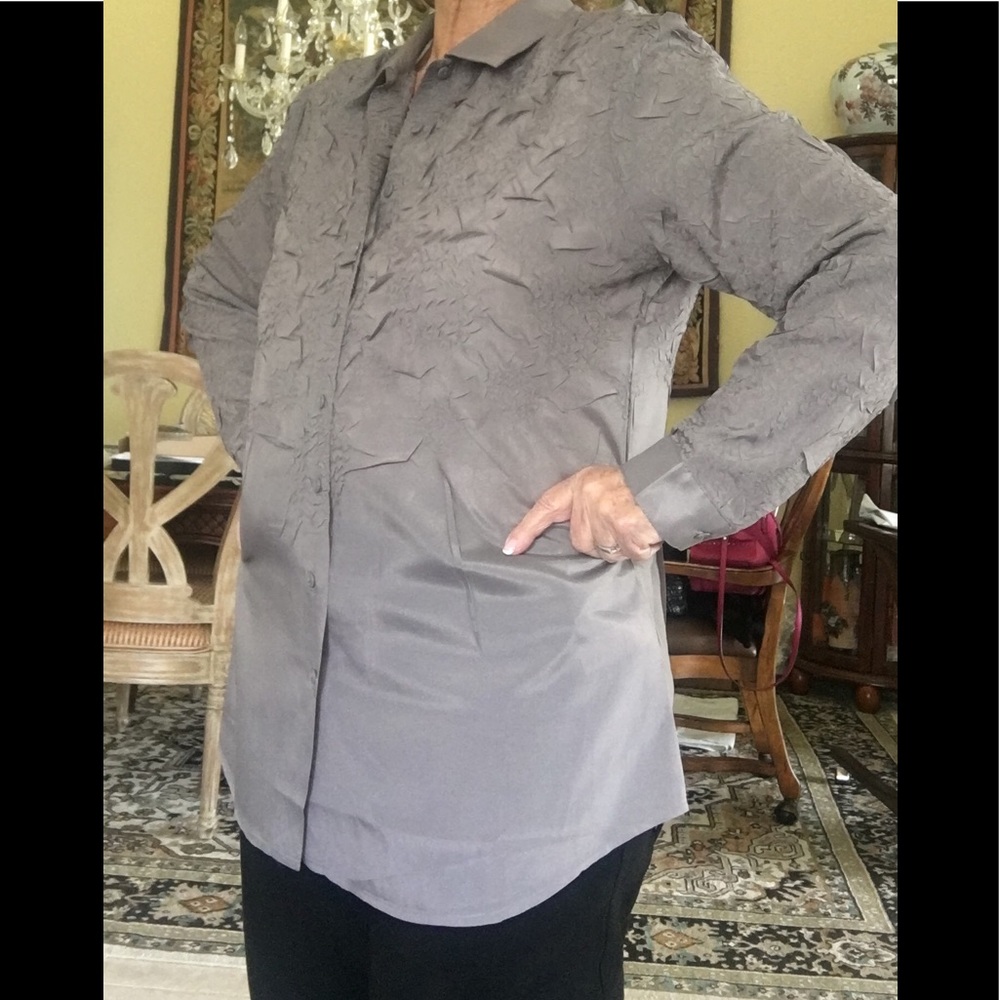 Chico’s Long Hi Low Button Shirt Gray Design